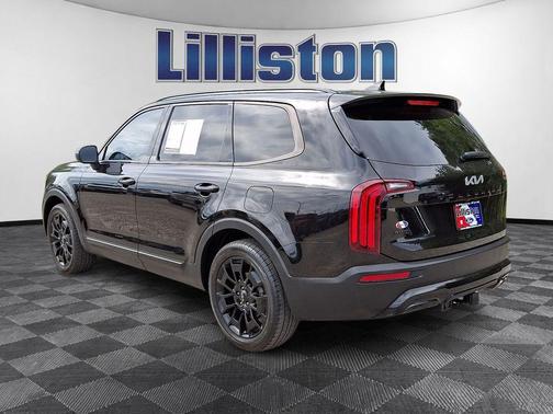 Black 2022 Kia Telluride EX