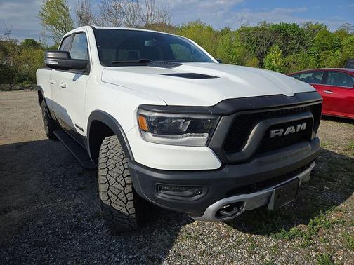 Bright White Clearcoat 2019 RAM 1500 Rebel