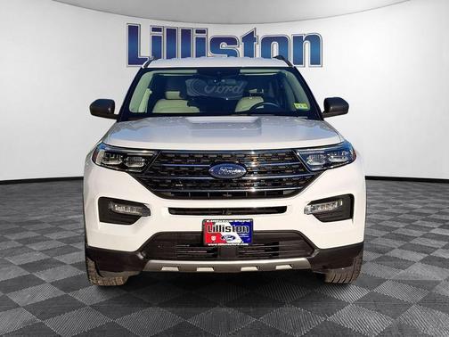Oxford White 2021 Ford Explorer XLT