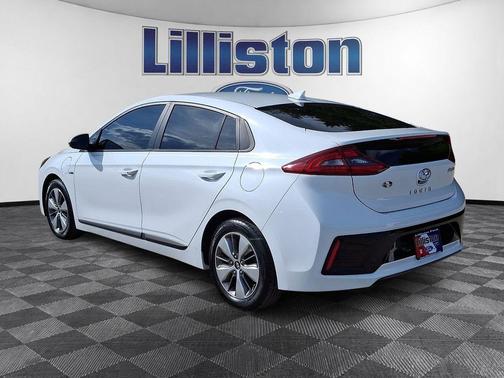 Ceramic White 2019 Hyundai IONIQ Plug-In Hybrid Base