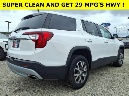 2023 GMC Acadia SLE