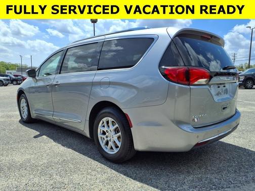 2020 Chrysler Pacifica Touring-L