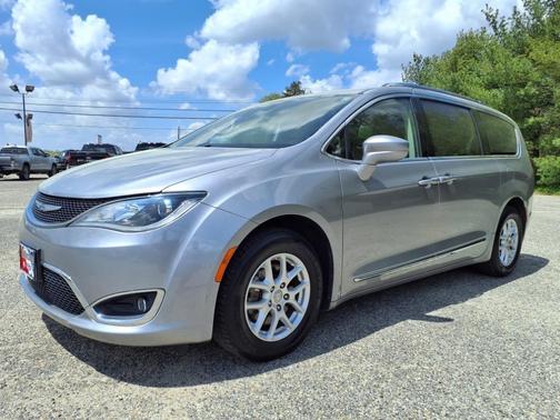 2020 Chrysler Pacifica Touring-L