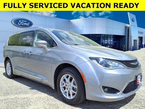 2020 Chrysler Pacifica Touring-L