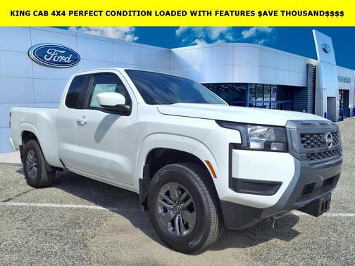 2025 Nissan Frontier SV