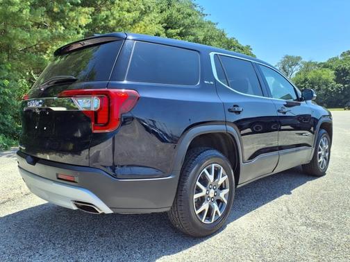 2022 GMC Acadia SLE