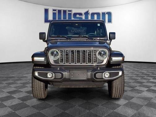 Granite Crystal Clearcoat Metallic 2025 Jeep Wrangler 4xe Sahara