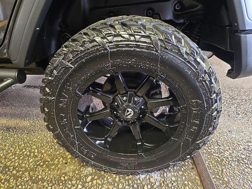 Granite Crystal Clearcoat Metallic 2023 Jeep Wrangler Sport