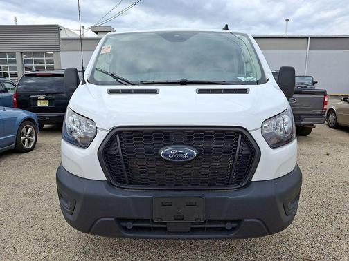 Oxford White 2024 Ford Transit-250 Base