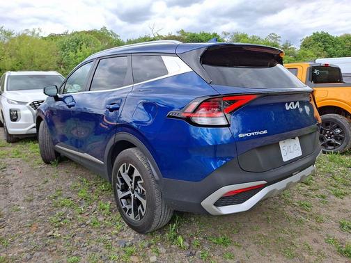 Sapphire Blue 2024 Kia Sportage EX
