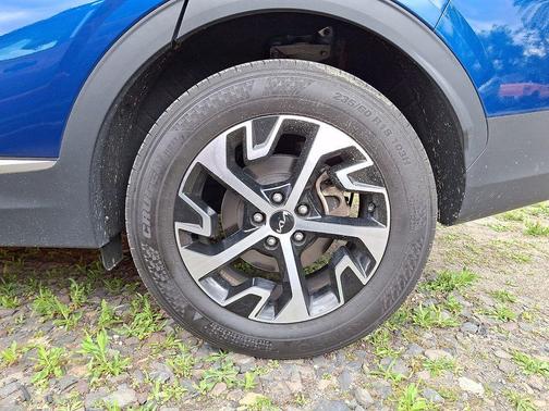 Sapphire Blue 2024 Kia Sportage EX