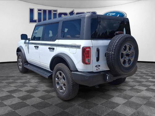 Oxford White 2026 Ford Bronco Big Bend