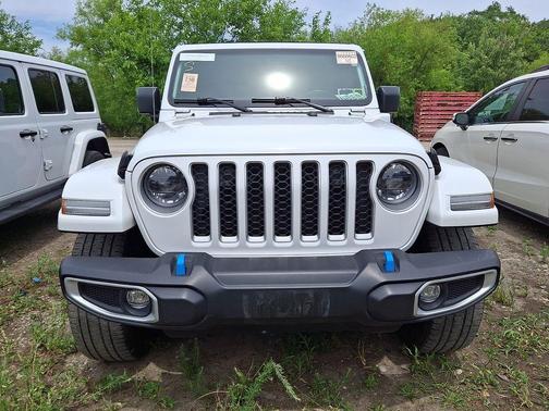 Bright White Clearcoat 2023 Jeep Wrangler 4xe Sahara