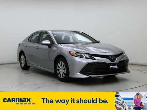 2020 Toyota Camry Hybrid LE