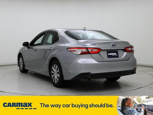2020 Toyota Camry Hybrid LE