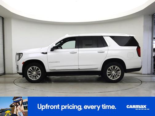 White 2022 GMC Yukon SLT