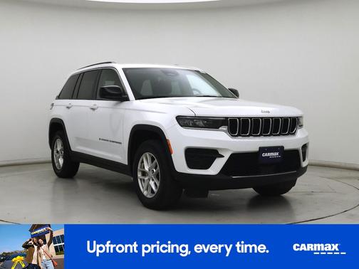 White 2023 Jeep Grand Cherokee Laredo