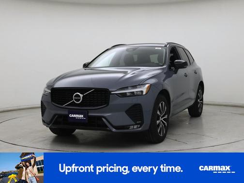 2023 Volvo XC60 B5 Plus Dark Theme