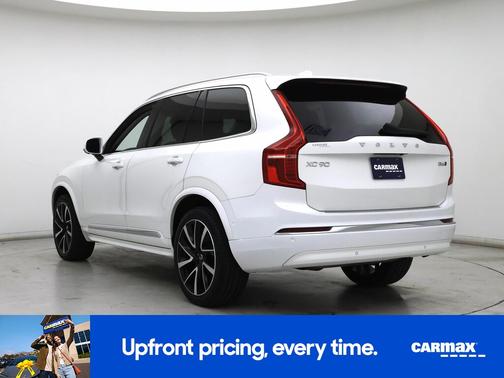 2024 Volvo XC90 B6 Ultimate Bright Theme