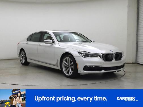 White 2017 BMW 750 I