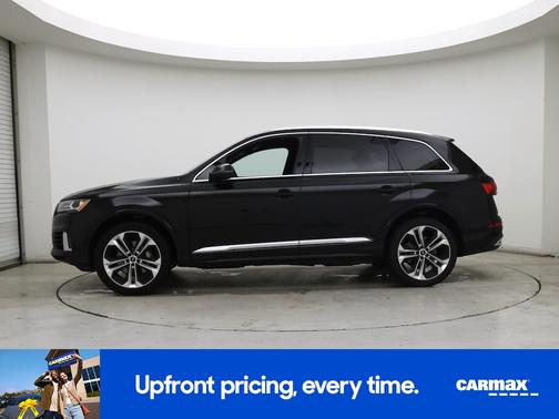 2022 Audi Q7 Premium Plus