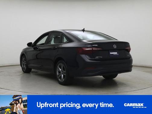 Black 2024 Volkswagen Jetta SE