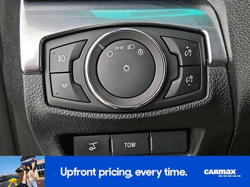 White 2017 Ford Explorer Sport