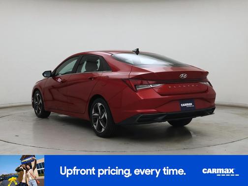 Red 2022 Hyundai ELANTRA SEL