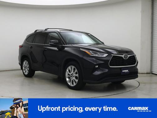 Black 2023 Toyota Highlander Limited