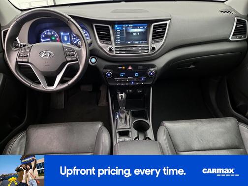 2017 Hyundai TUCSON SE Plus