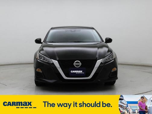 2022 Nissan Altima SV