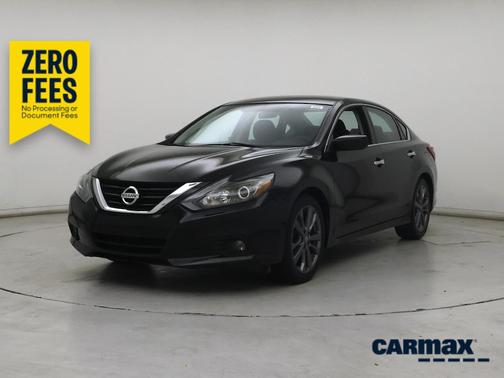 Black 2018 Nissan Altima SR