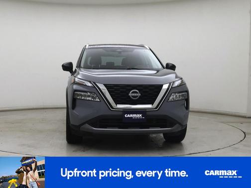 Gray 2023 Nissan Rogue SL