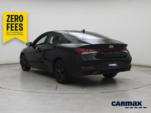 Black 2023 Hyundai ELANTRA SEL