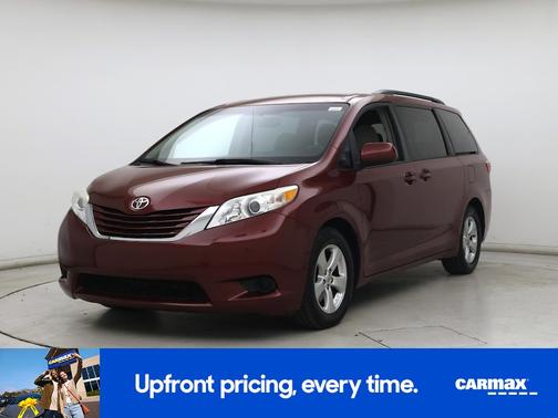 2017 Toyota Sienna LE