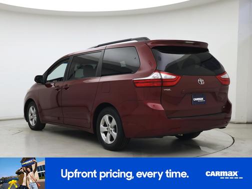 2017 Toyota Sienna LE