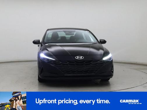 2023 Hyundai ELANTRA SE