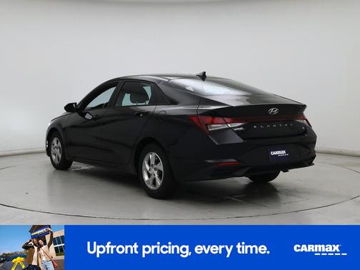 2023 Hyundai ELANTRA SE