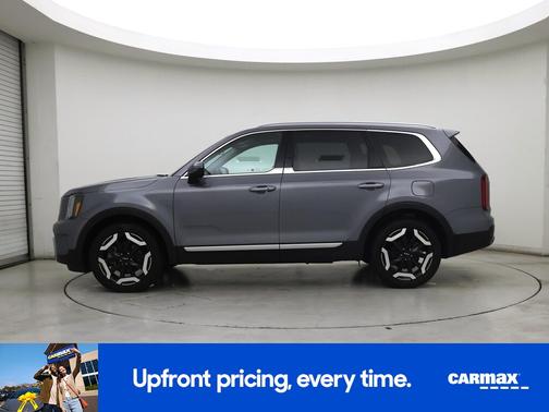 Gray 2025 Kia Telluride S