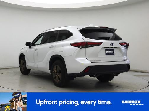 2023 Toyota Highlander Hybrid Bronze Edition