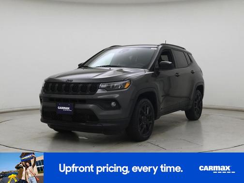 Gray 2023 Jeep Compass Altitude