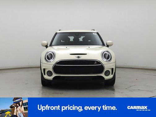 White 2023 MINI Clubman S ALL4