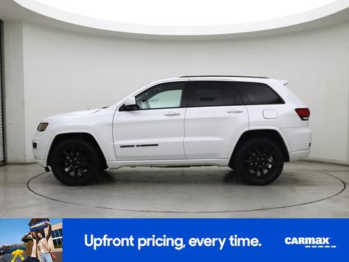 White 2018 Jeep Grand Cherokee Altitude