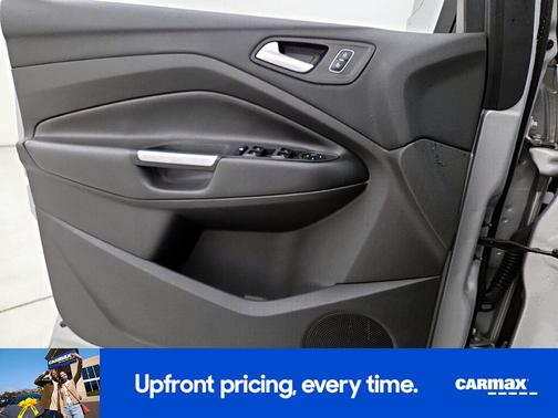 Silver 2017 Ford Escape SE