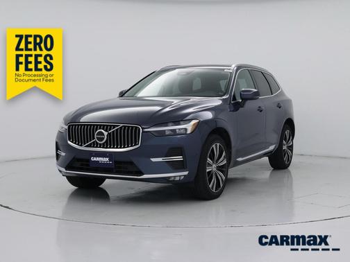 Blue 2023 Volvo XC60 B5 Plus Bright Theme