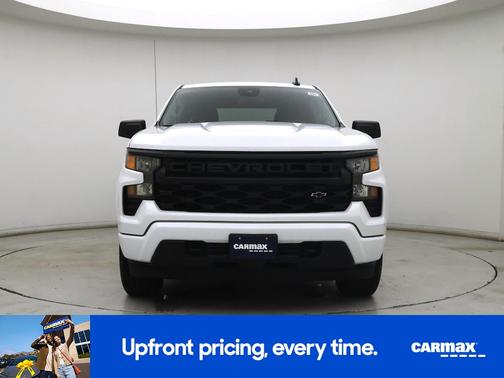White 2022 Chevrolet Silverado 1500 Custom