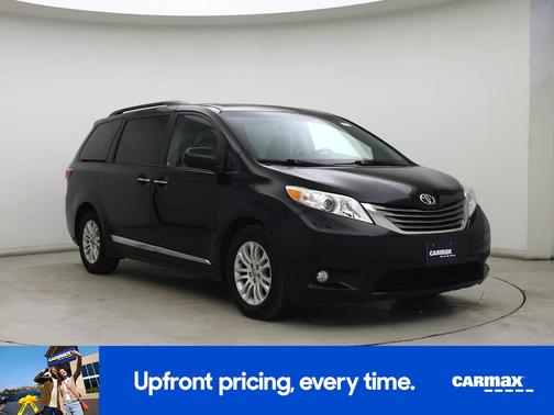 2017 Toyota Sienna XLE