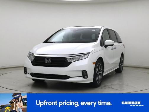 White 2024 Honda Odyssey Touring