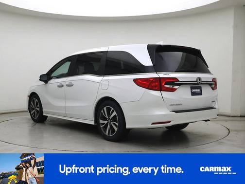 White 2024 Honda Odyssey Touring