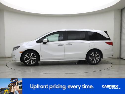 White 2024 Honda Odyssey Touring